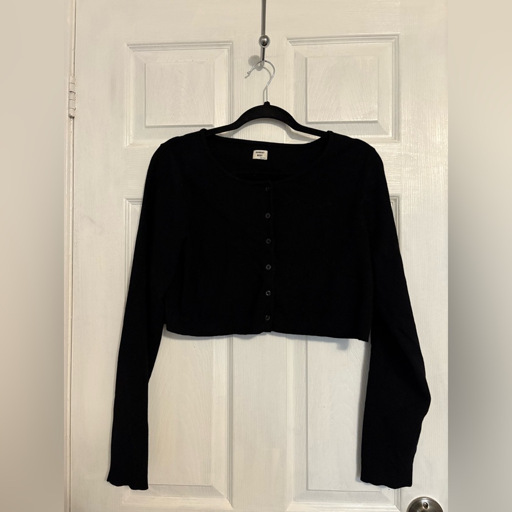 Black Cropped Cardigan